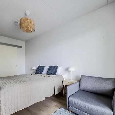 Apartment Sleepwell Niittykumpu 12 - Metro, 15 Min From Helsinki