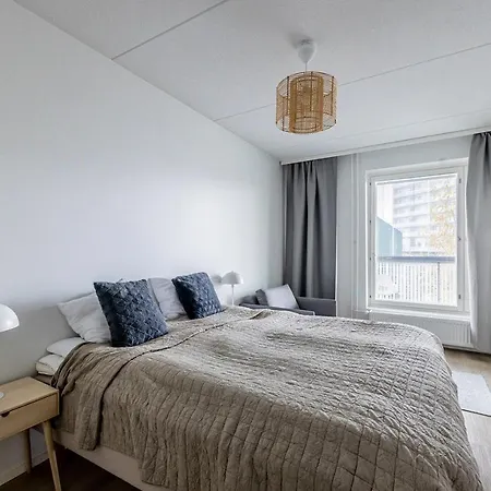 Sleepwell Niittykumpu 12 - Metro, 15 Min From Helsinki Апартаменты