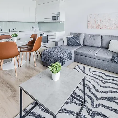 Sleepwell Niittykumpu 12 - Metro, 15 Min From Helsinki Апартаменты *