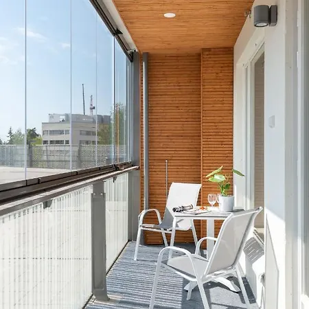 Sleepwell Niittykumpu 12 - Metro, 15 Min From Helsinki Апартаменты